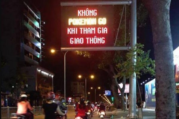 Lợi ích của việc lắp đặt màn hình LED bên cạnh đường cao tốc Lợi ích của việc lắp đặt màn hình LED bên cạnh đường cao tốc