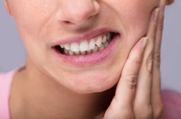 Các trường hợp nhổ răng gây đau